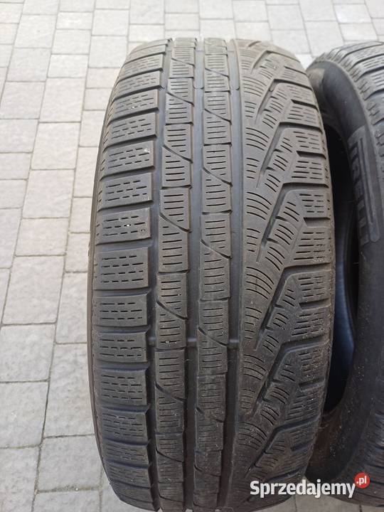 Komplet Opon Zimowych Pirelli 2355019 SUV Toruń