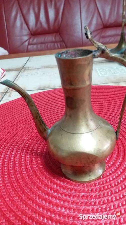 Starymosiężny świecznikdzbanek do salonuVintage Dekoracje i ozdoby