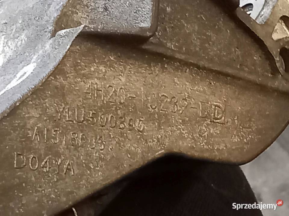 LAND ROVER DISCOVERY 27 D 276DT 190 08r łapa