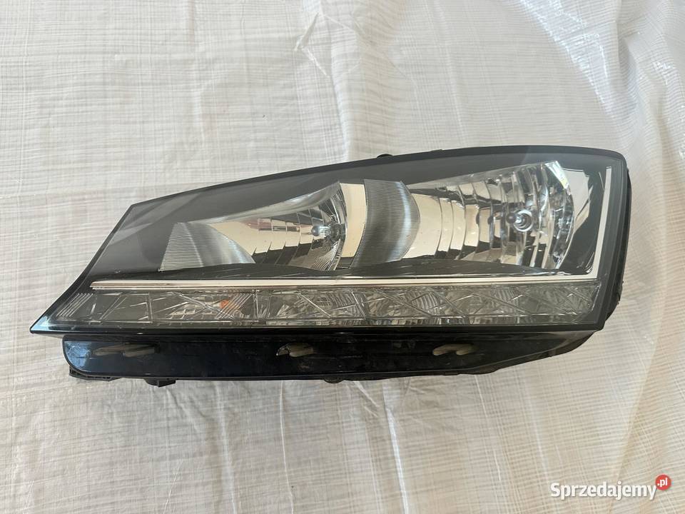 SKODA FABIA III LIFT LAMPA PRZÓD PRZEDNIA LEWA