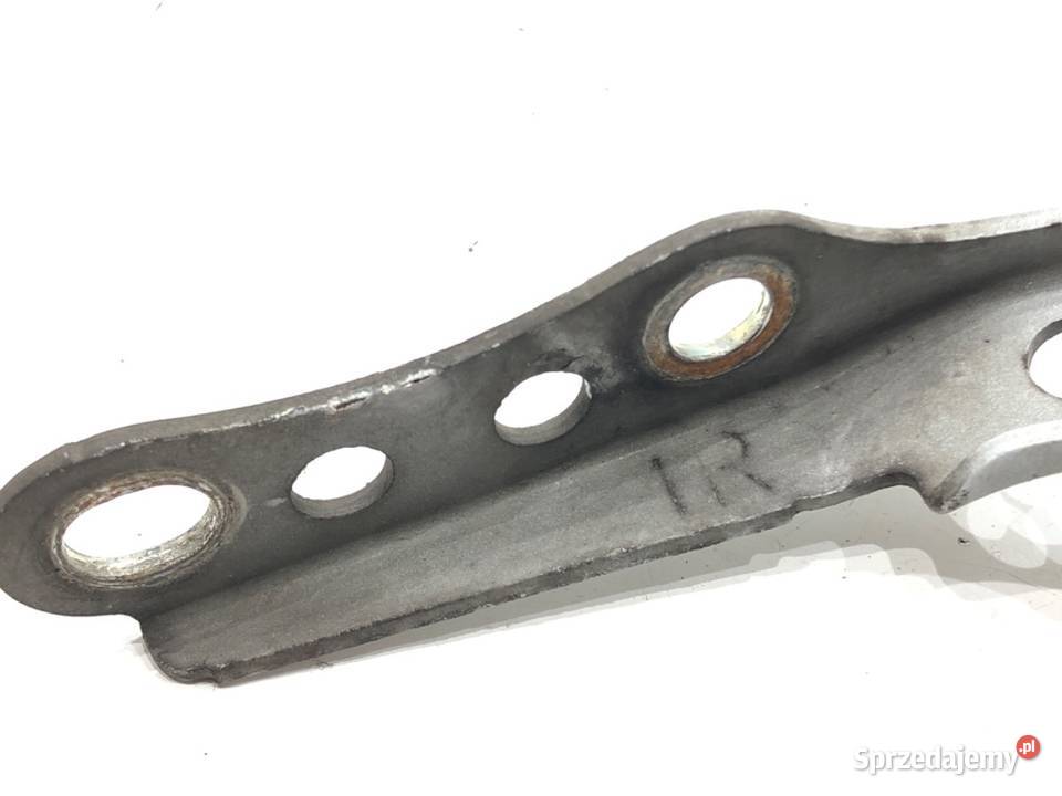 ZAWIAS MASKI PRAWY PRZÓD TOYOTA AYGO II