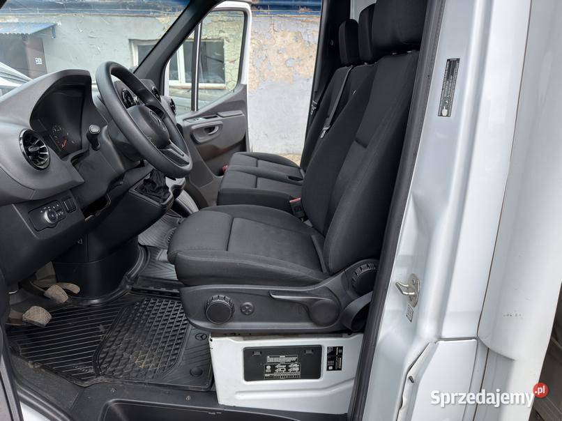 MERCEDESBENZ SPRINTER 519 CDI 2023 195000 ccm mazowieckie Warszawa