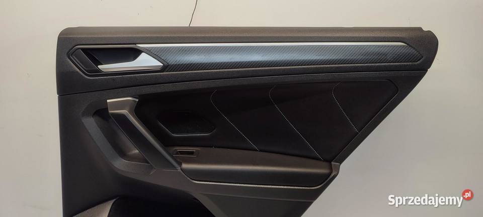 VW TIGUAN II TAPICERKA BOCZKA DRZWI PRAWY TYŁ dolnośląskie