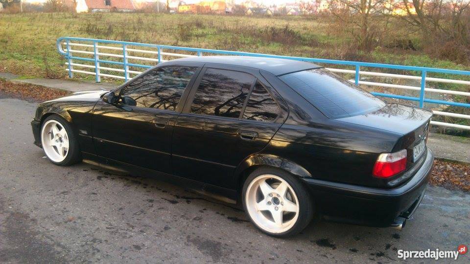 sprzedam BMW e36 18is sliczne i sportowe klimatyzacja pomorskie