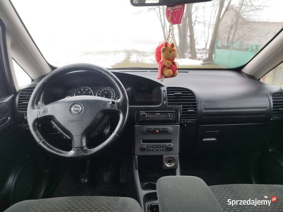 Ładny Opel Zafira 18 benzyna 2002 7 osobowy Jarocin