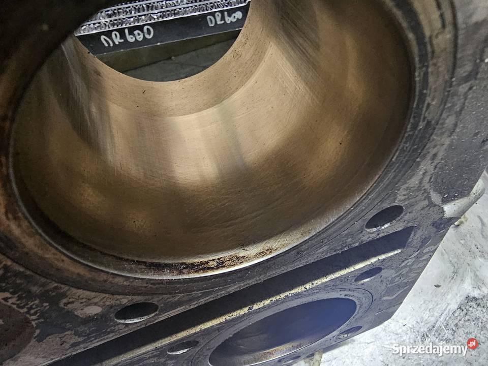 Suzuki GS 500 cylindry tłoki cylinder tłok GS500 dolnośląskie