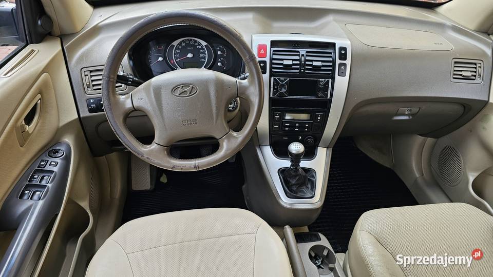 Hyundai Tucson I 20 140 4x4 2006 Nowy Rozrząd Rok produkcji 2006 Zarszyn