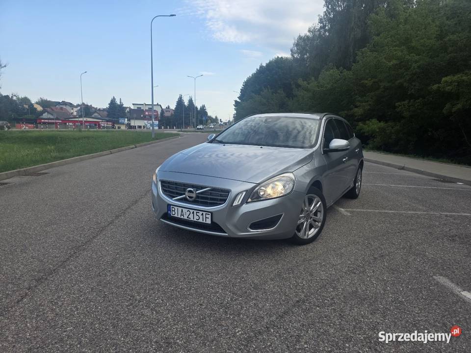 Volvo V60 16D 115 2012 Bogate wyposażenie Białystok