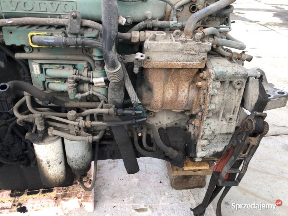 SILNIK VOLVO 128 460 D13C460 FH