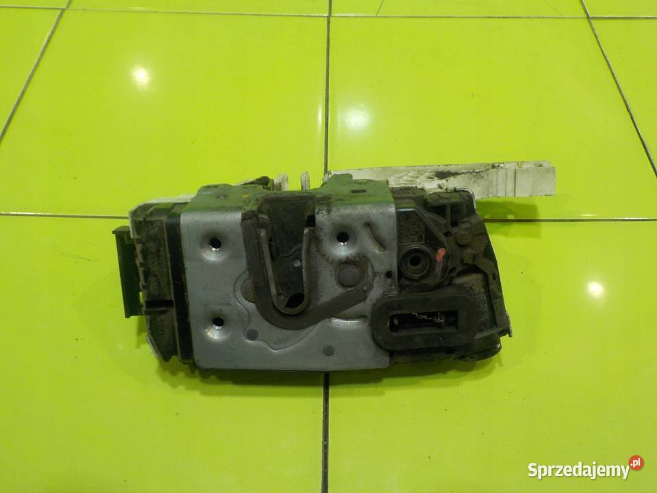 MERCEDES SPRINTER II W906 10r VAN zamek drzwi osobowe Suków