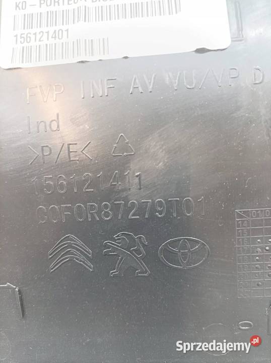 TAPICERKA BOCZEK PRAWY LEWY PRZÓD KPL Peugeot Tapicerki samochodowe