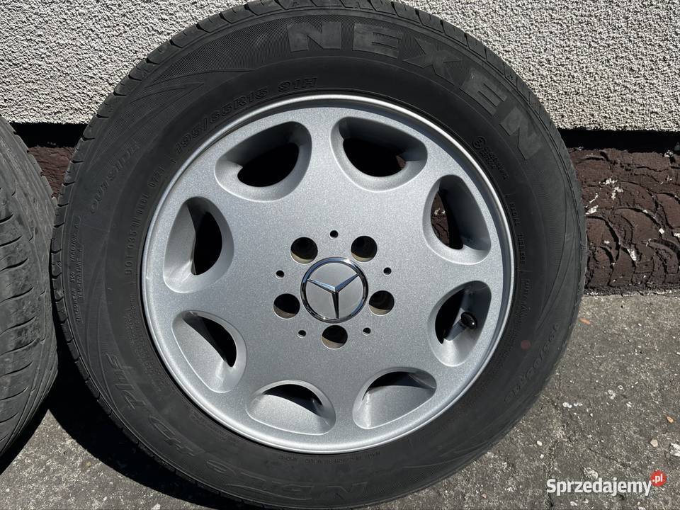 Felgi 8 loch mercedes ładne opony Szamotuły