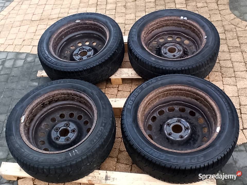 Grupa VWcztery koła z oponami zimowymi 20555 R16