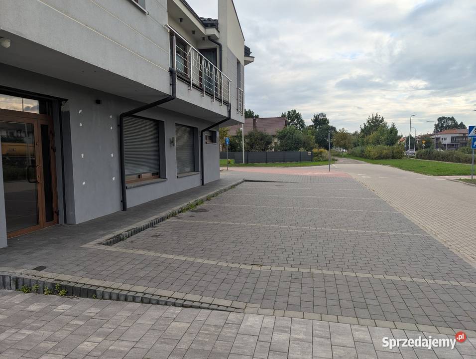 Lokal 65 m parter parking Sybiraków strony alei Wynajem Wyszków