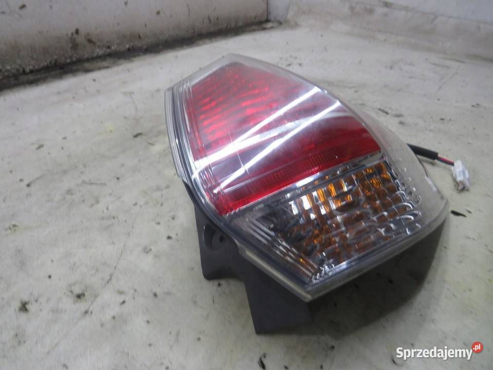 LAMPA PRAWA TYŁ TYLNA XTRAIL III T32