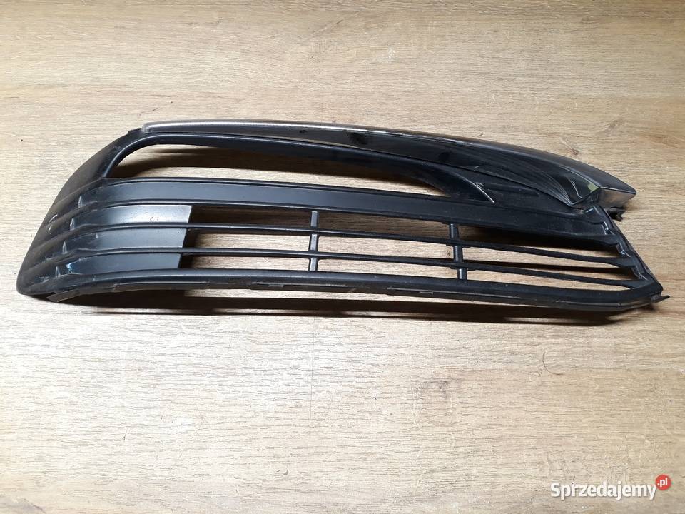 BMW 7 G11 G12 KRATKA PRAWA ZDERZAKA PRZÓD Karoseria Międzychód sprzedam