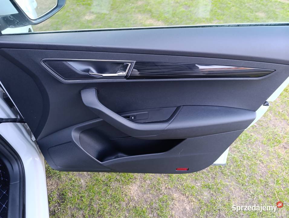 Śliczna skoda karoq Rok produkcji 2018 Wilkowice sprzedam