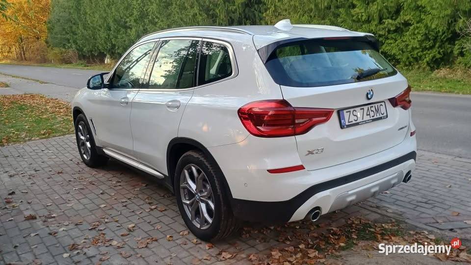 BMW X3 sDrive18d xLine Karnice