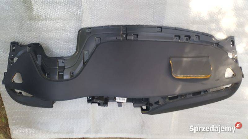 Kia Carens IV kokpit uszkodzony do regeneracji Tarnów sprzedam