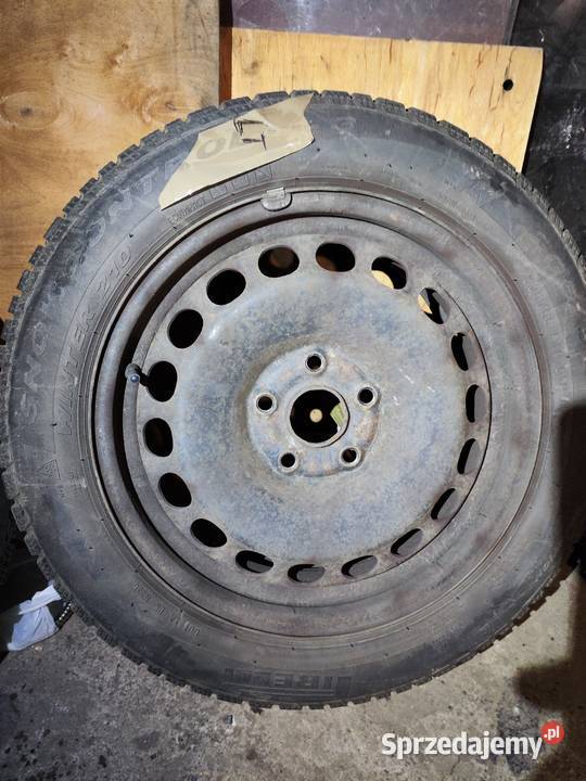 oła zimowe Pirelli Snowcontrol3 2055516 VW Skoda