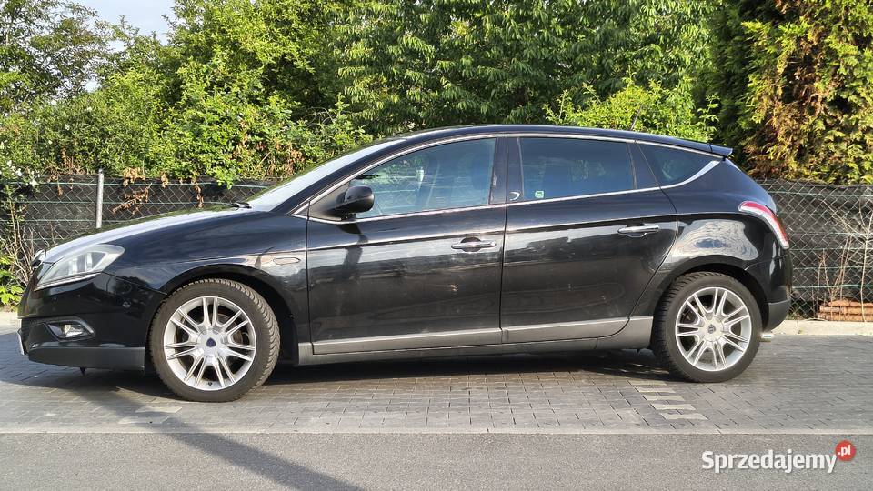 Lancia Delta 2011 14T LPG przyciągające uwagę Łódź