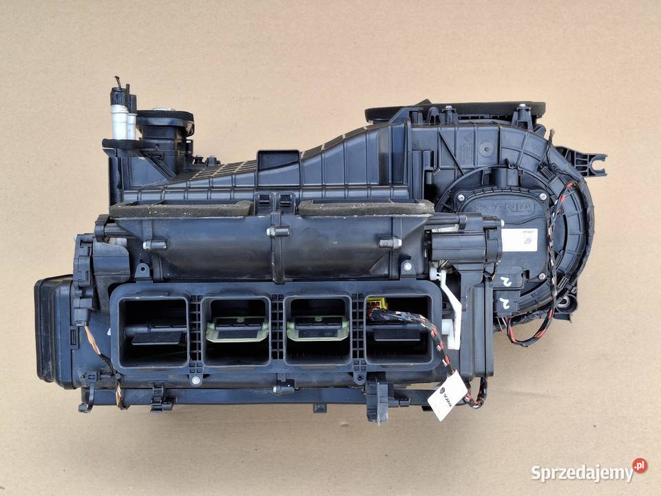 SCANIA R S NAGRZEWNICA OBUDOWA CHŁODNICZKA Części samochodowe Bieleń