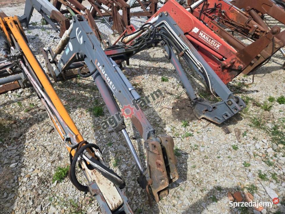 Ładowacz czołowy Faucheux 85S Byków