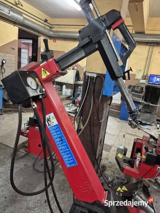 Montażownica automatyczna CORGHI A2025 DV do Zaścianki sprzedam