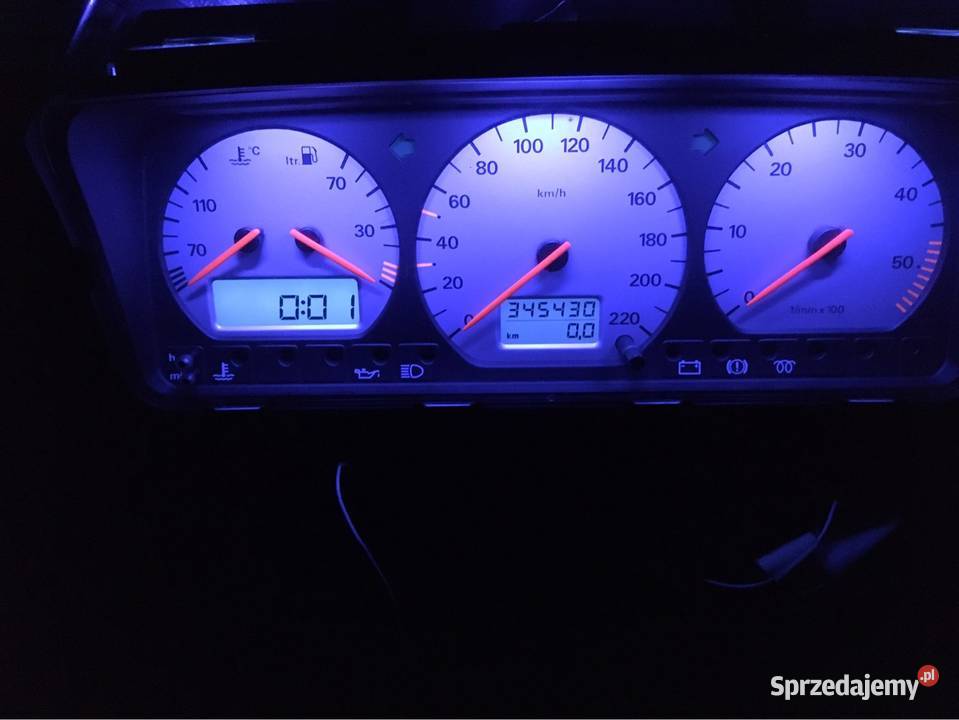 passat b4 licznik TDI GT MFA srebrne tarcze Nowy Żmigród