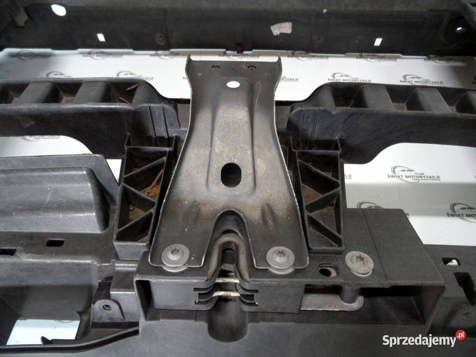 VW GOLF VI 12r wzmocnienie pasa przód 5K0805594