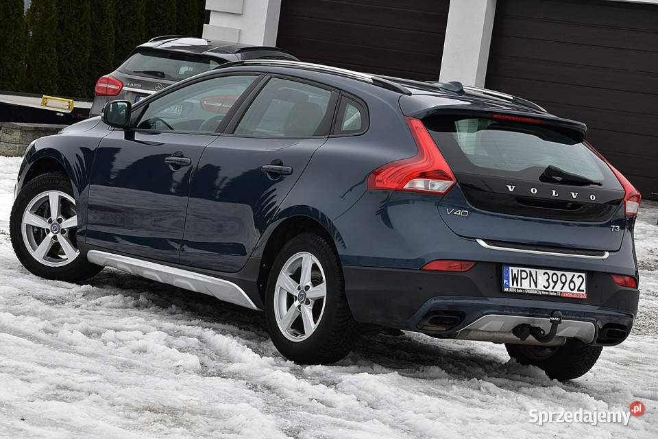 Volvo V40 Cross Country 15T3 152 Led Navi Kamera sprzedam