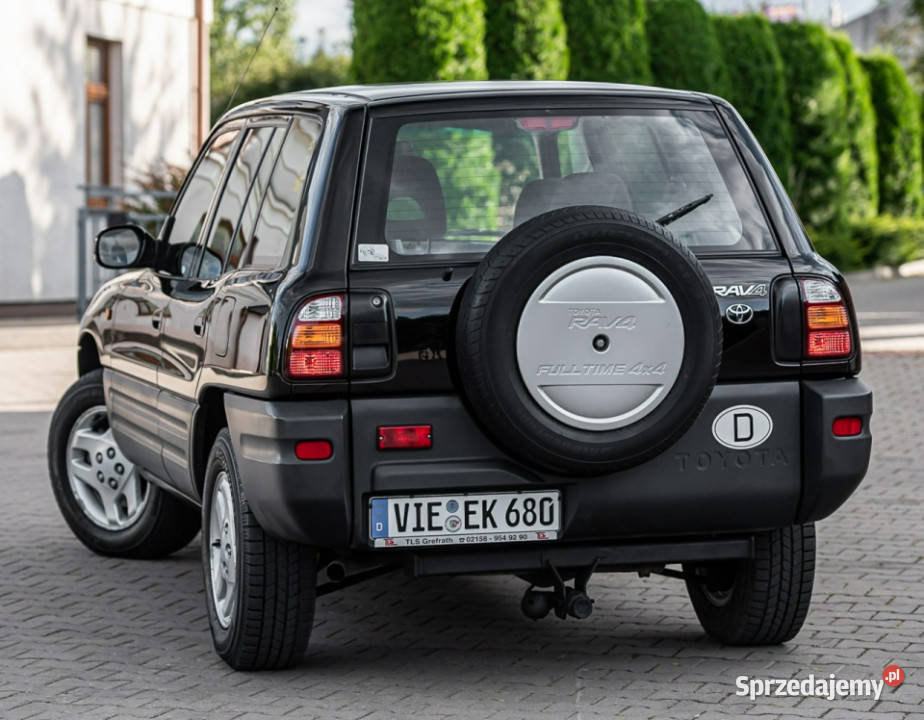 Toyota RAV4 4x4 20i 129 160 1 Właściciel I RAV4 Zwoleń
