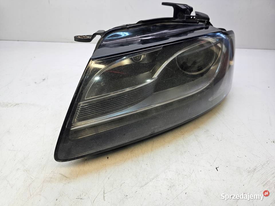 REFLEKTOR XENON LEWY PRZÓD AUDI A5 8T0941003M osobowe Lampy przednie Przystajń sprzedam