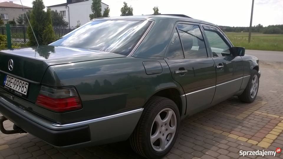Mercedes W124 25 D Zadbany środek 3 komplety nieuszkodzony W124 Leśniaki
