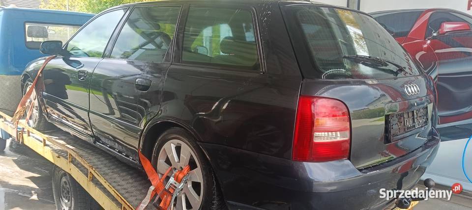 Audi A4 B5 FL Na części a30 LZ9U 18 ARG osobowe Samochody na części Myszków sprzedam