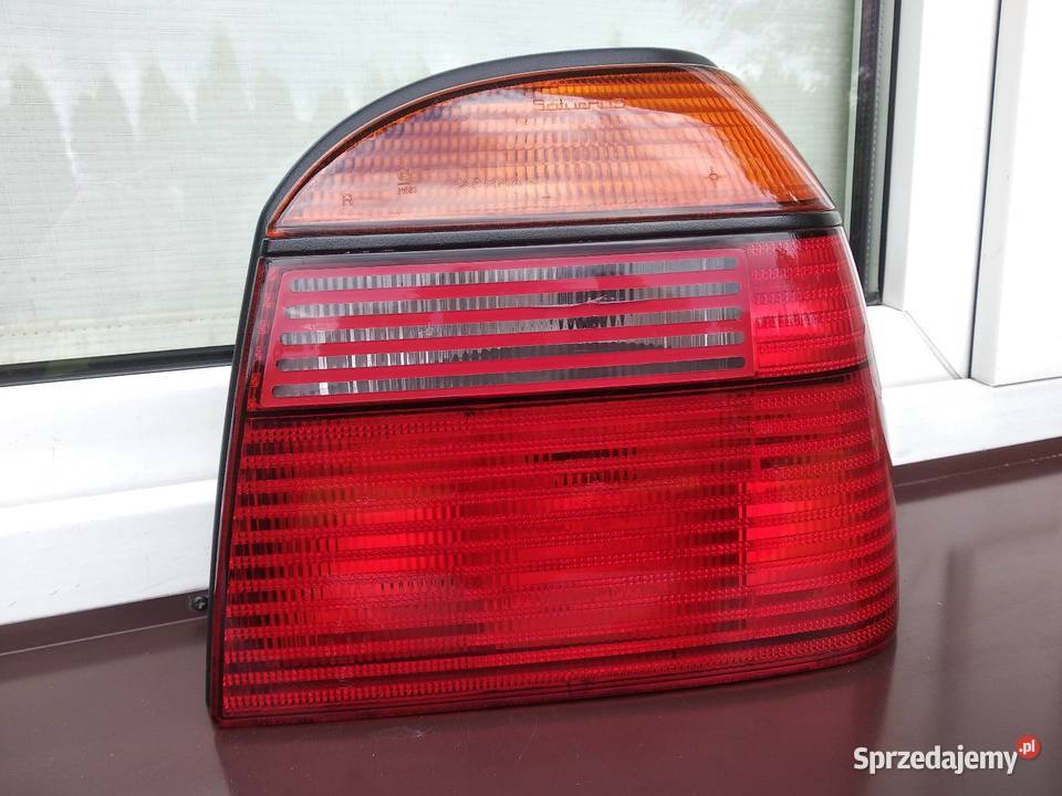 VW Golf MK3 III lampy tył tylne prawa lewa łódzkie Sieradz