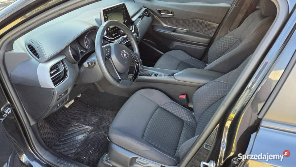 Toyota CHR 18 HSD Lift 94 Ledy Ast Pasa garażowany mazowieckie Otwock Mały sprzedam