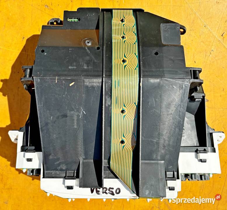 TOYOTA YARIS VERSO LICZNIK ZEGAR 838005C630 mazowieckie Radom sprzedam