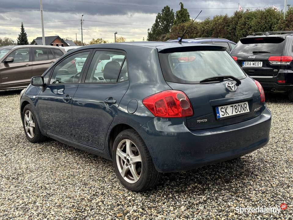 Toyota Auris Paniówki