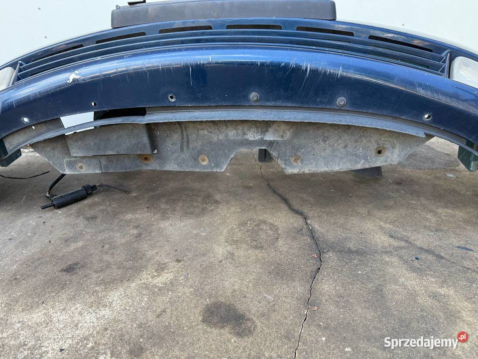 CHRYSLER VOYAGER IV ZDERZAK PRZÓD PRZEDNI