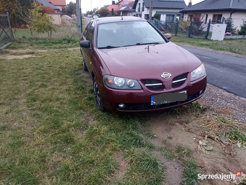 Nissan Almera