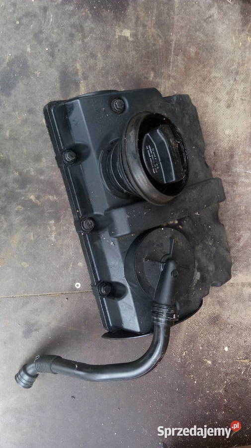 VW 14 tdi pokrywa zaworów 045103469C