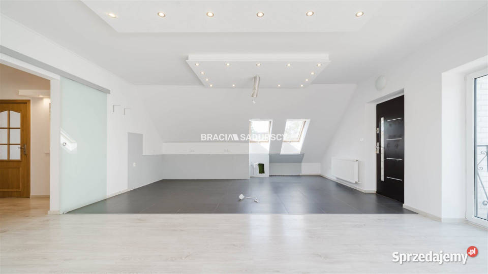 Lokal 74m2 Kraków Mochnaniec