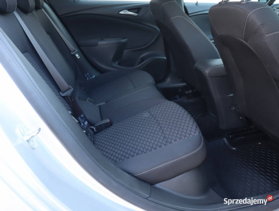 Opel Astra 12 Turbo Łódź