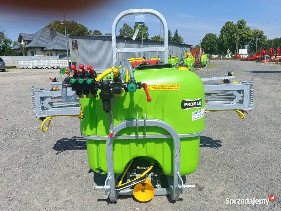 Nowy opryskiwacz 400l 600l 800l 1000l lance 12 m nieuszkodzony Kutno