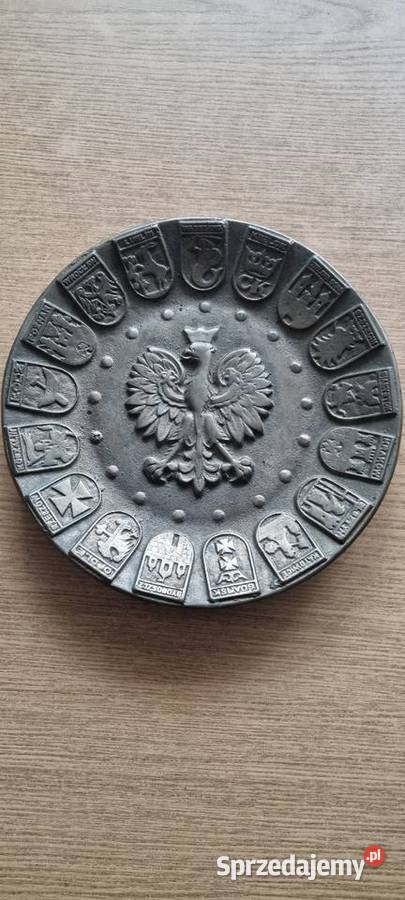Zabytkowy mosiężny talerz z 17 herbami miast Ruda