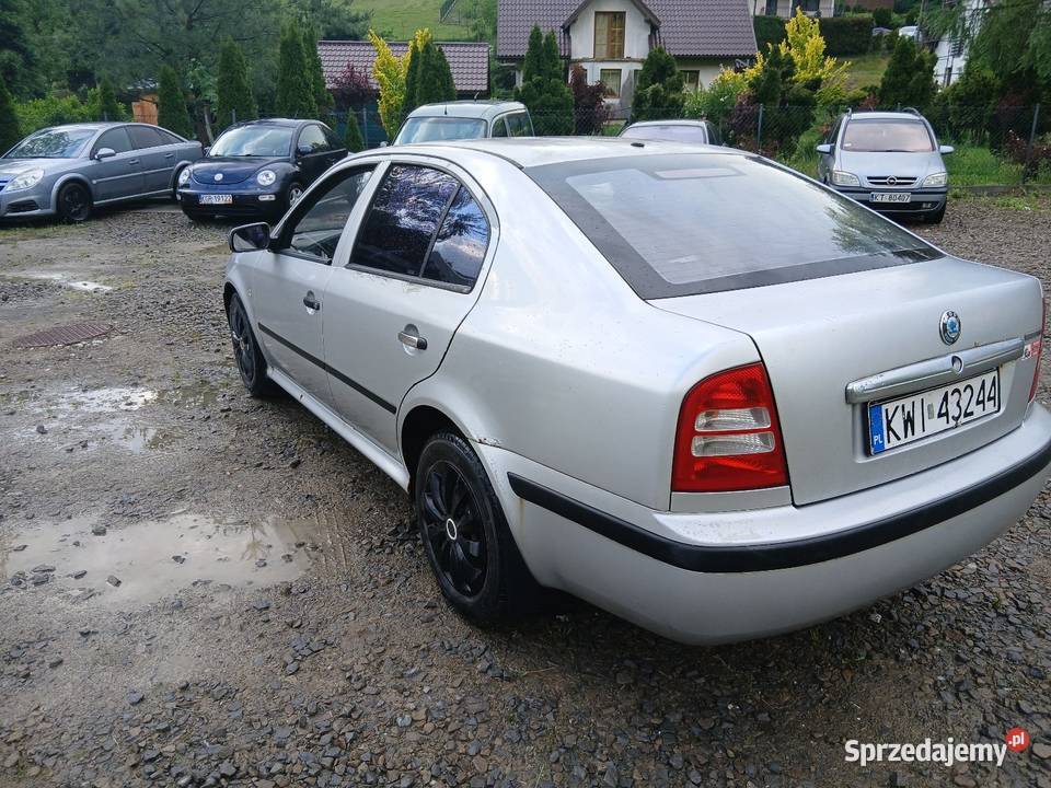 Skoda Octavia 14 benz 03r benzyna Nowy Sącz
