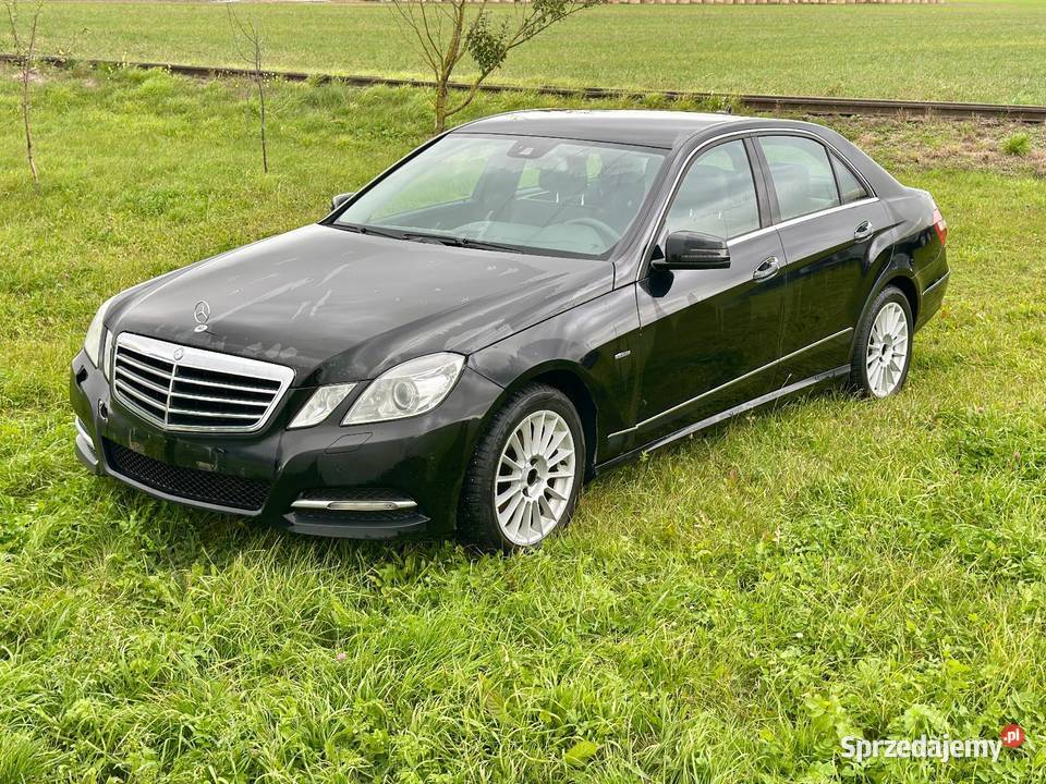 Mercedes E200 CDI Avangarde Automat komputer pokładowy Karniewo