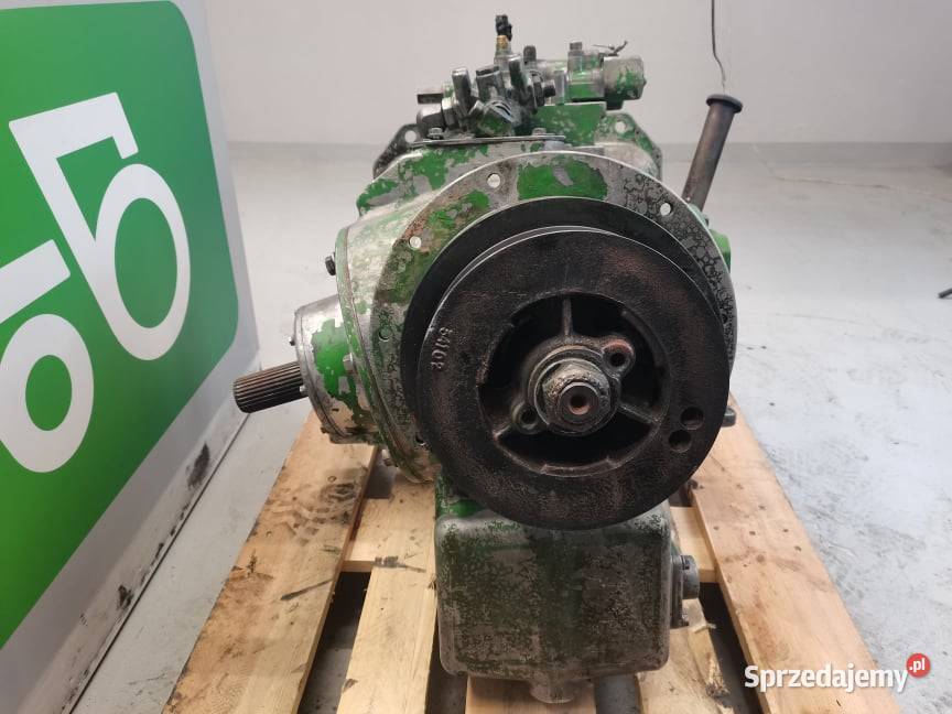 Skrzynia kątowa John Deere STS