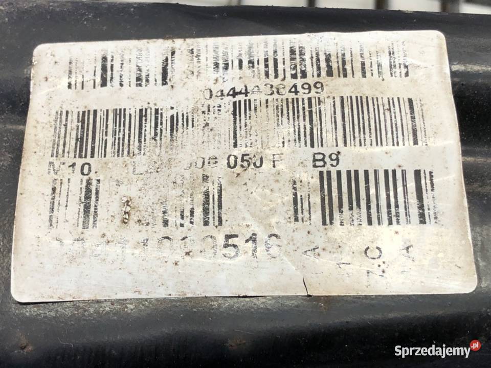 BELKA ZDERZAKA PRZÓD VW CADDY III 0415 Wzmocnienia, belki i wsporniki